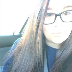 Meet your Posher, April